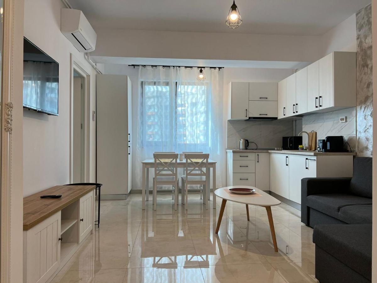 Studios & Apartments Palas By Glam At Lazar Towers 이아시 외부 사진